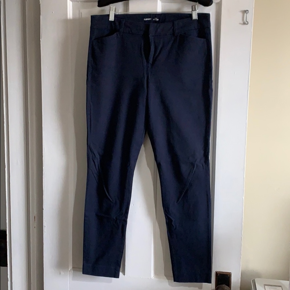Old Navy Pixie pants size 10